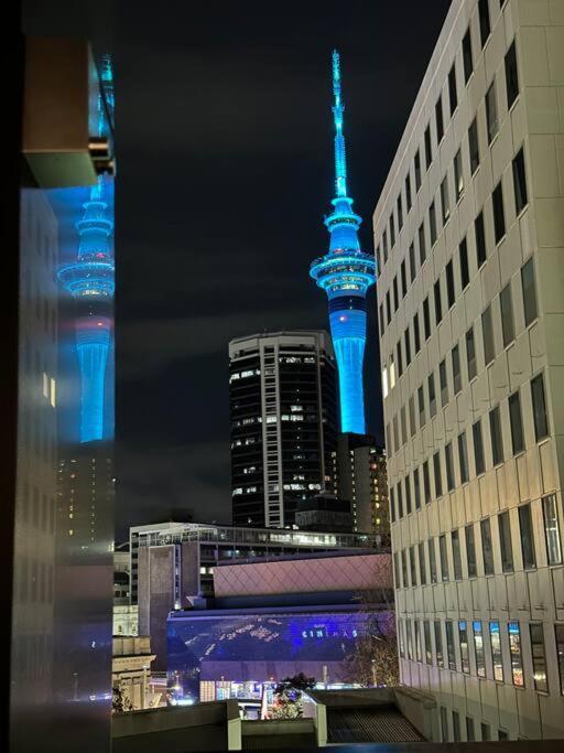 City Apartment With Sky Tower View Auckland Exterior foto